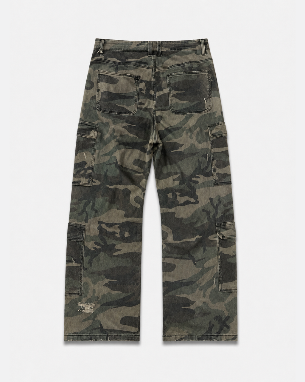 DISTRESSED CAMOUFLAGE CARGO