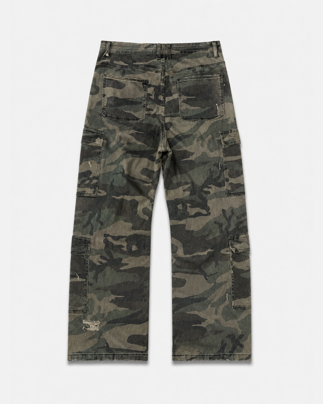 DISTRESSED CAMOUFLAGE CARGO